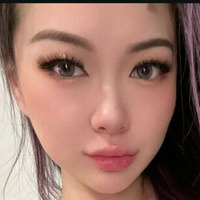 Vicki Li Meztelen