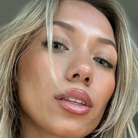 victorialit Meztelen