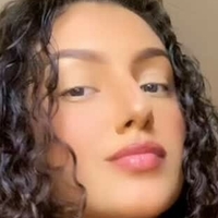 virginniasiqueira Meztelen