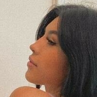 Yael Bernal Meztelen