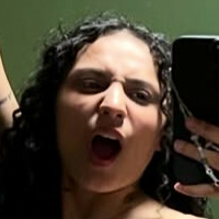 Yasemin Elda Meztelen