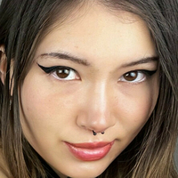 yukay4ms Meztelen