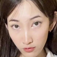 Yumiko Izum Meztelen