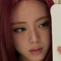 Yuna - ITZY (유나, Shin Yu Na) Meztelen