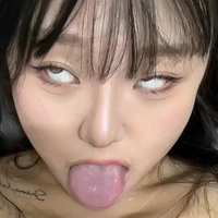 yzzzzzzzyuuzz Meztelen