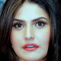 Zarine Khan Meztelen
