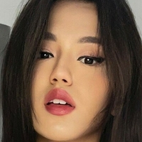 Zhang Meztelen